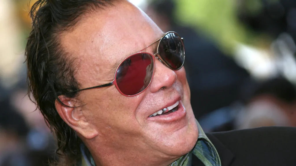 mickey-rourke-vira-vilao-de-‘big-brother’-britanico-apos-falas-homofobicas-e-misoginas