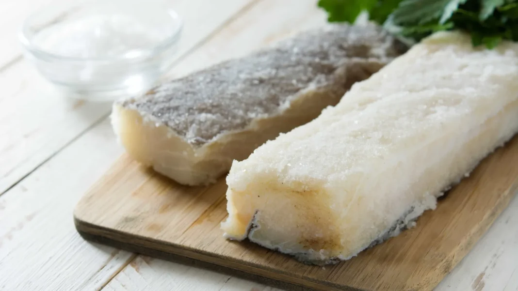 veja-como-dessalgar-o-bacalhau-antes-de-prepara-lo-no-feriado