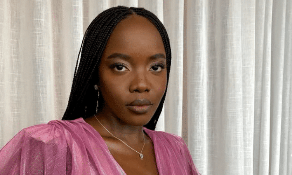 clara-moneke-vive-emocao-ao-descobrir-detalhes-de-leona-em-dona-de-mim-no-globo