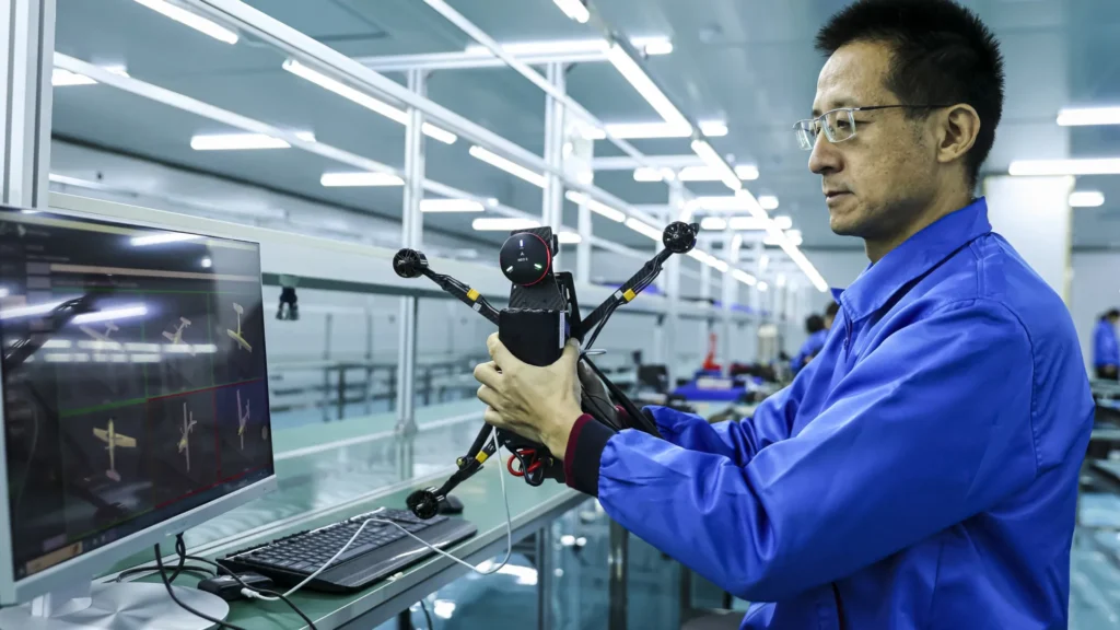 china-sobe-tarifas-a-125%-e-diz-que-embate-com-eua-e-‘piada’-historica