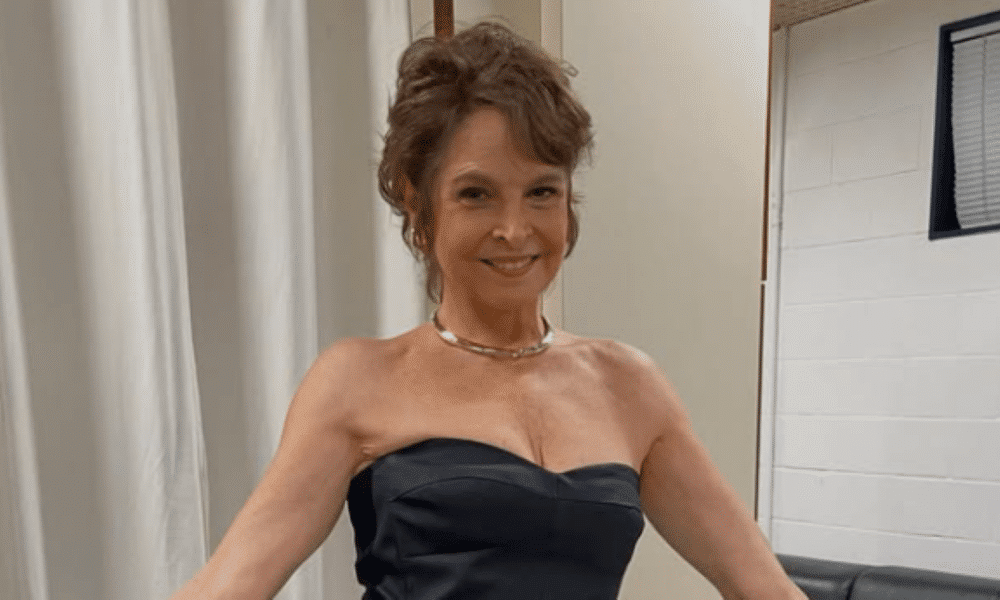 drica-moraes-e-claudia-missura-divertem-web-com-tatica-inusitada-contra-telemarketing