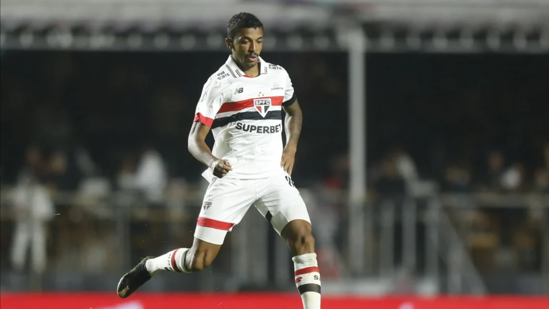 luiz-gustavo-recebe-alta-e-sera-reavaliado-em-dez-dias