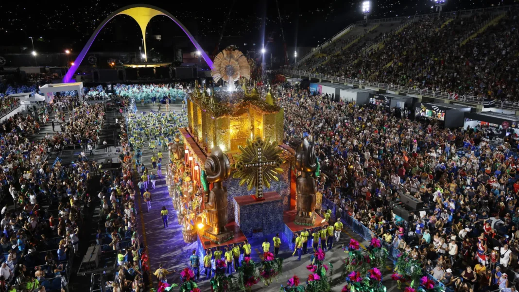 campea-do-grupo-especial-do-rio-de-janeiro-sera-conhecida-nesta-quarta-(5)