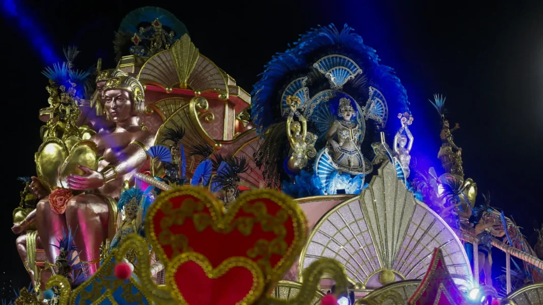 rosas-de-ouro-e-a-grande-campea-do-carnaval-de-sao-paulo