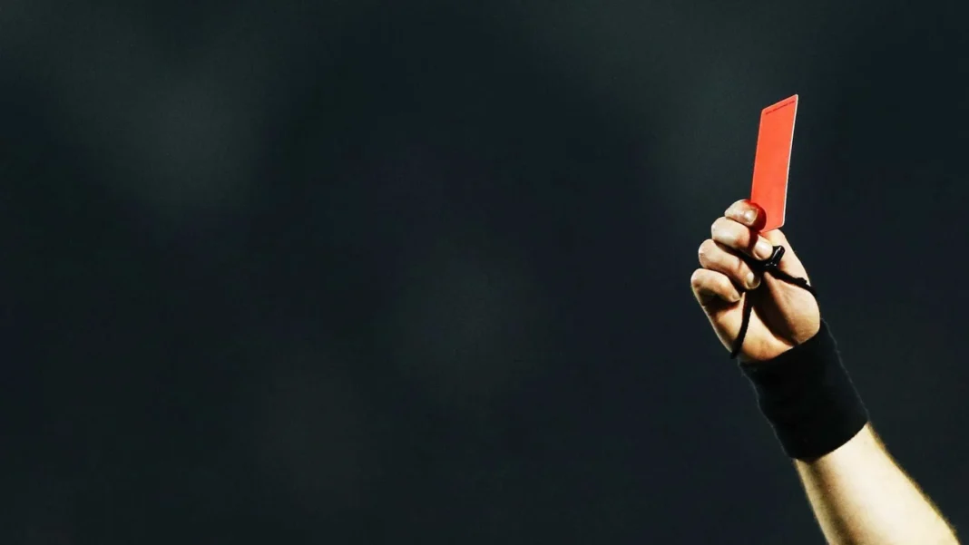 apos-duas-rodadas,-brasileiro-ja-tem-crise-no-apito-e-arbitros-afastados