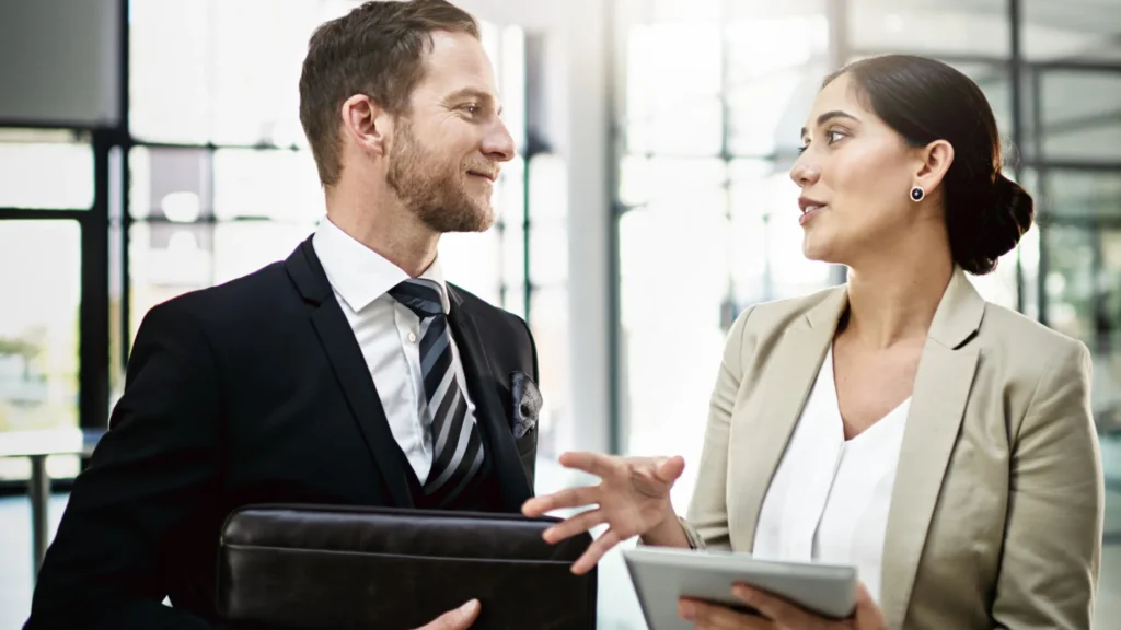 erros-no-trabalho:-habitos-e-atitudes-que-podem-sabotar-a-sua-carreira