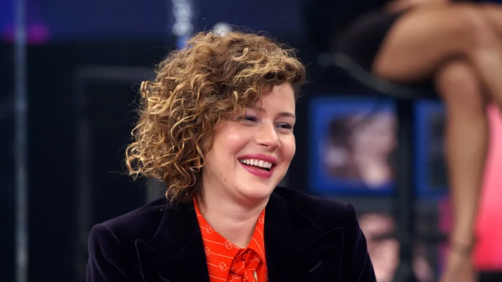 leandra-leal-anuncia-saida-da-globo