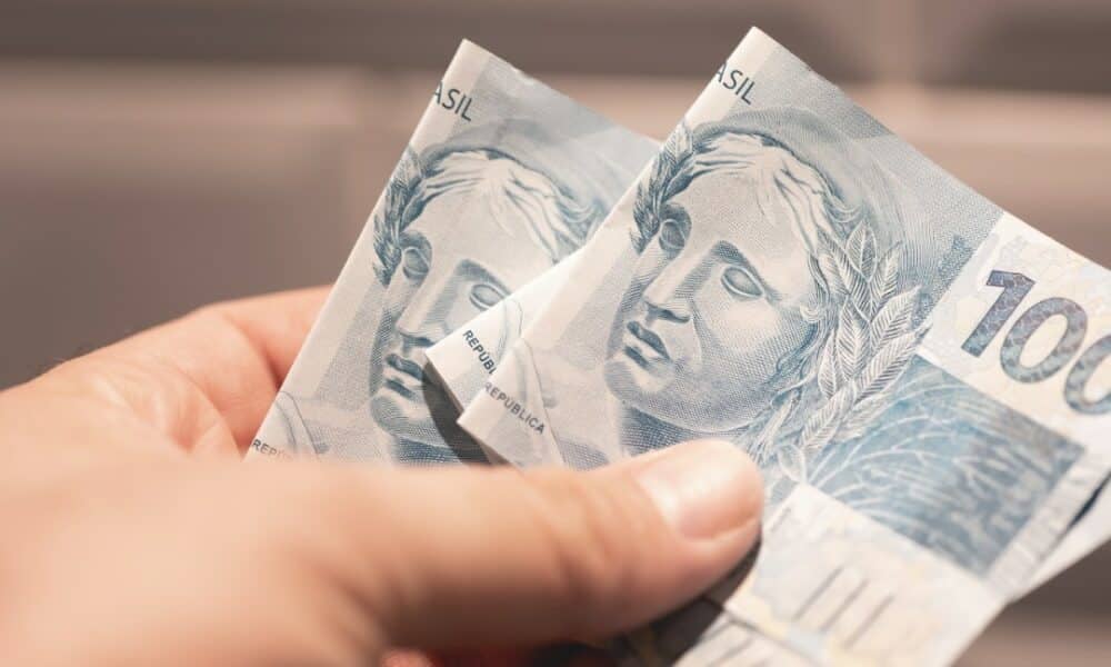 decimo-terceiro-de-r$-320-bilhoes-aquece-comercio-com-prazos-ate-28-de-novembro