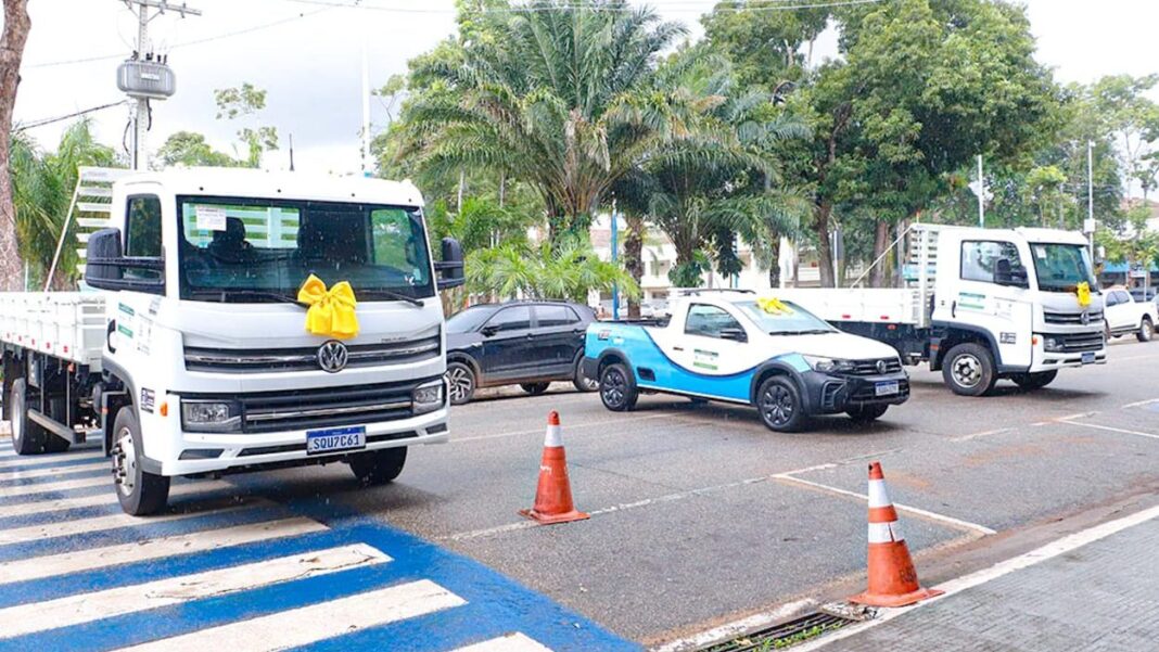 prefeitura-de-rio-branco-entrega-veiculos-ao-saerb-com-recursos-de-emenda-parlamentar prefeitura-de-rio-branco-entrega-veiculos-ao-saerb-com-recursos-de-emenda-parlamentar
