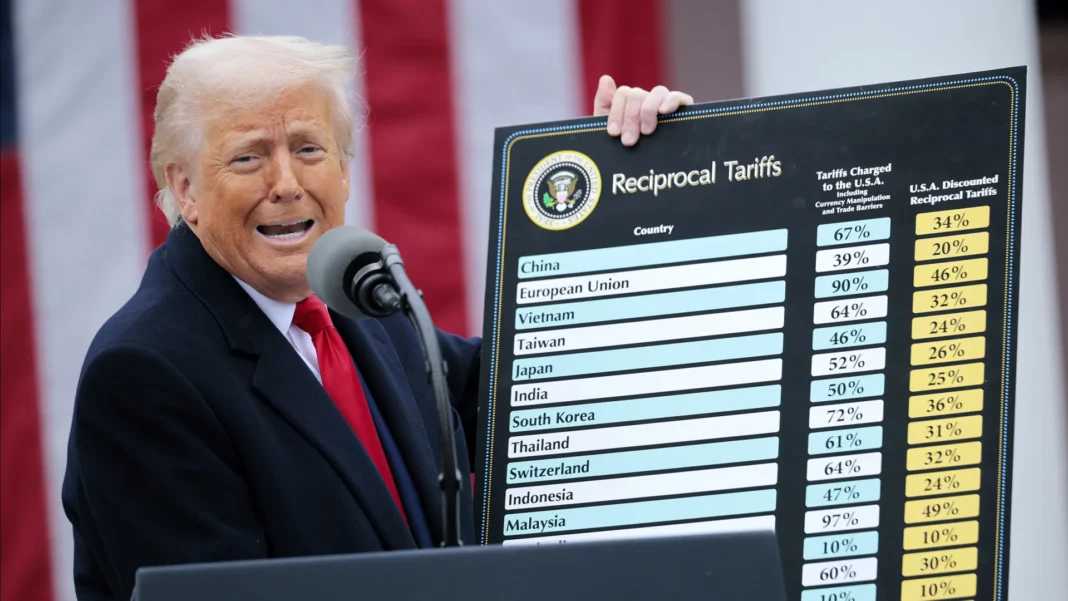 tarifas-de-trump-tiram-mais-da-metade-da-renda-mensal-de-familias-americanas