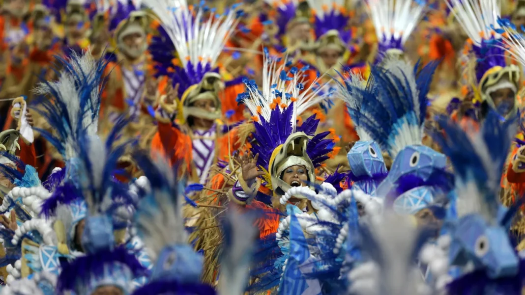 veja-os-horarios-de-desfile-e-os-temas-das-escolas-do-grupo-especial-de-sao-paulo