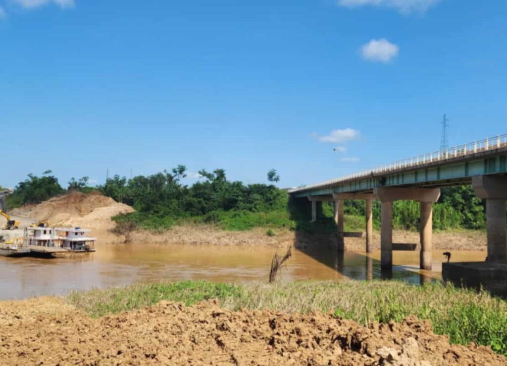 ponte-sobre-o-rio-caete-deve-ser-interditada-novamente-em-junho-para-inicio-das-obras,-diz-dnit