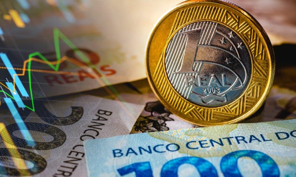 governo-projeta-salario-minimo-de-r$-1.630-para-2026-com-reajuste-de-7,4%