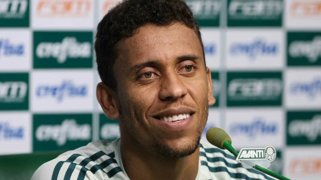 marcos-rocha-sofre-nova-lesao-e-volta-a-ser-problema-no-palmeiras