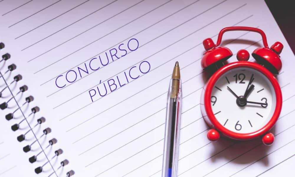 concurso-ufmg-2025:-22-vagas-para-tecnicos-e-superiores-com-inscricoes-a-partir-de-abril