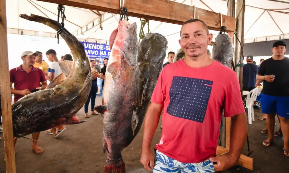 pescador-vence-concurso-de-maior-peixe-com-jundia-de-52-kg-em-mancio-lima