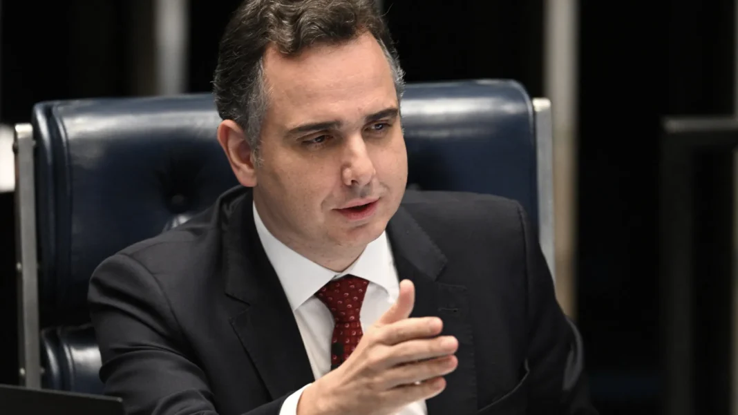 no-exterior,-pacheco-desfalcara-atos-de-lula-sobre-8-de-janeiro