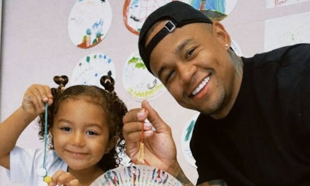 leo-santana-e-lore-improta-celebram-pascoa-com-filha-liz-em-atividade-escolar-especial