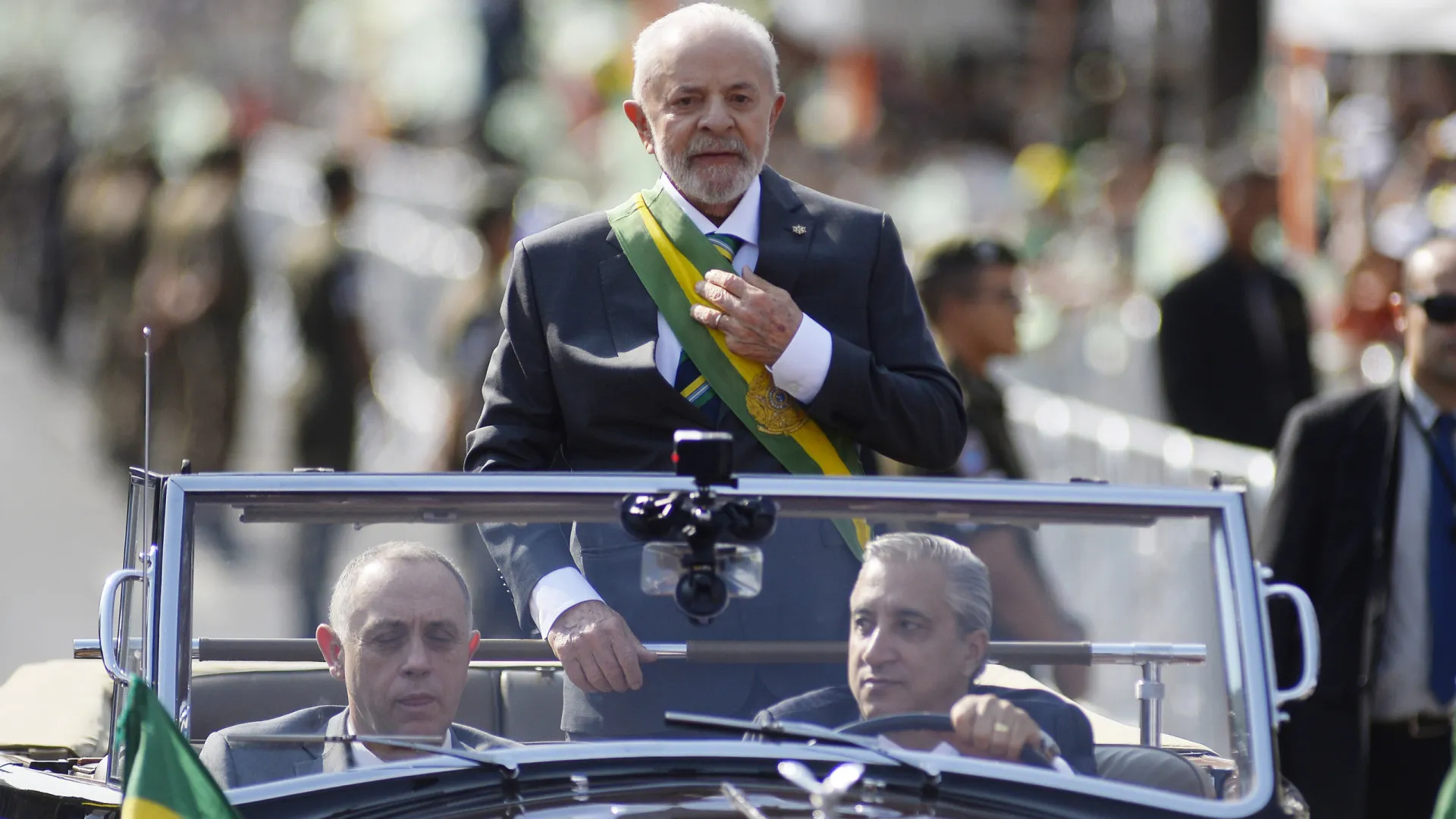 pt-nao-tem-planos-para-2026-de-candidatar-outro-nome-alem-de-lula,-diz-lider-do-governo