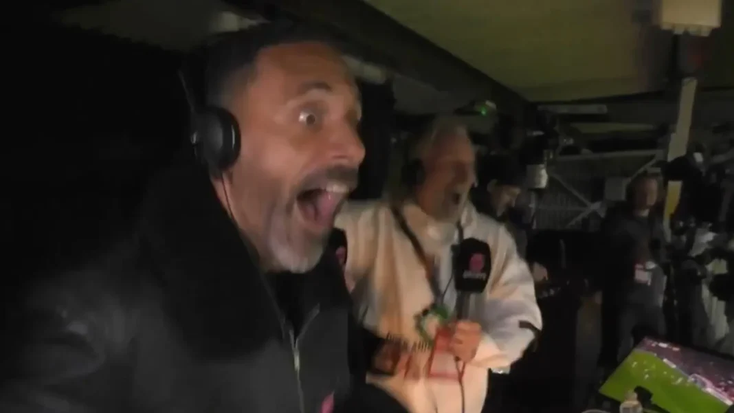 rio-ferdinand-se-emociona-com-virada-do-united-sobre-o-lyon-por-5-a-4