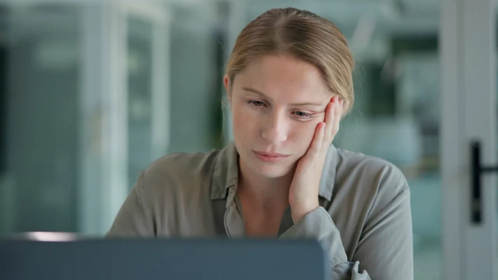 medico-alerta-para-o-sintoma-inusitado-de-falta-de-ferro