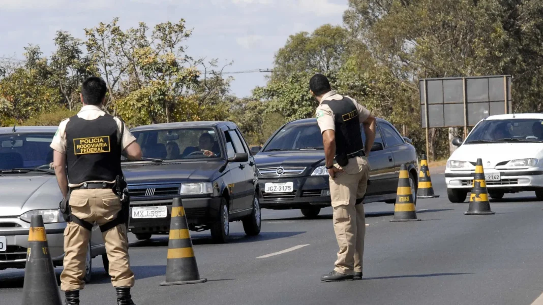 perseguicao-termina-em-tragedia-no-rio;-tres-policiais-morreram