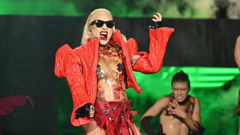 show-de-lady-gaga-no-rio-de-janeiro-deve-ser-o-mesmo-do-coachella,-afirma-produtor