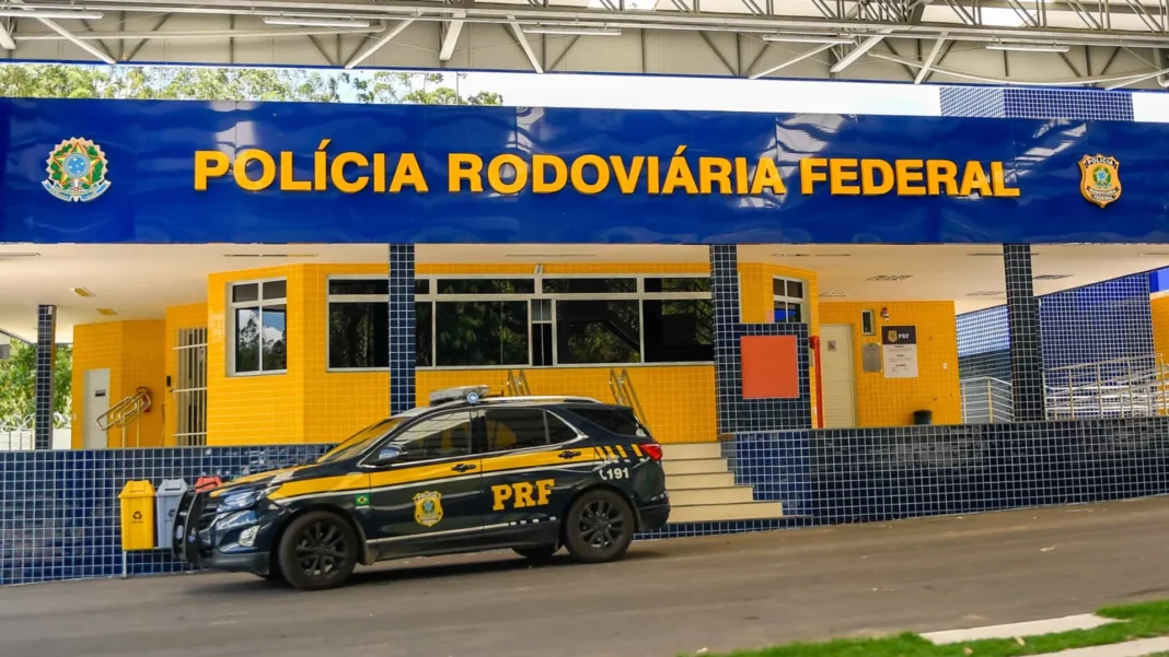 diretor-da-prf-defende-novo-decreto-de-lula-apos-jovem-ser-baleada-no-rj