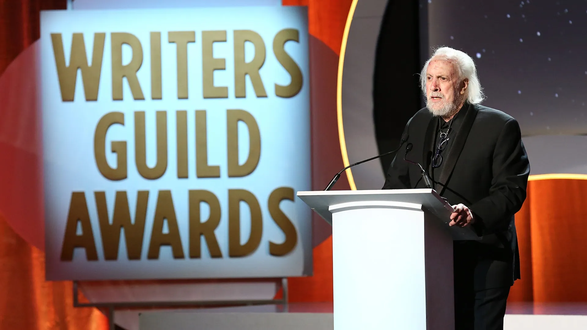 morre-robert-towne,-que-venceu-oscar-pelo-roteiro-de-‘chinatown’,-aos-89-anos