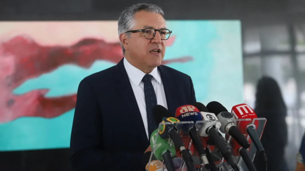 padilha-diz-que-mudancas-nos-ministerios-podem-ocorrer-de-olho-em-ampliar-base-para-2026