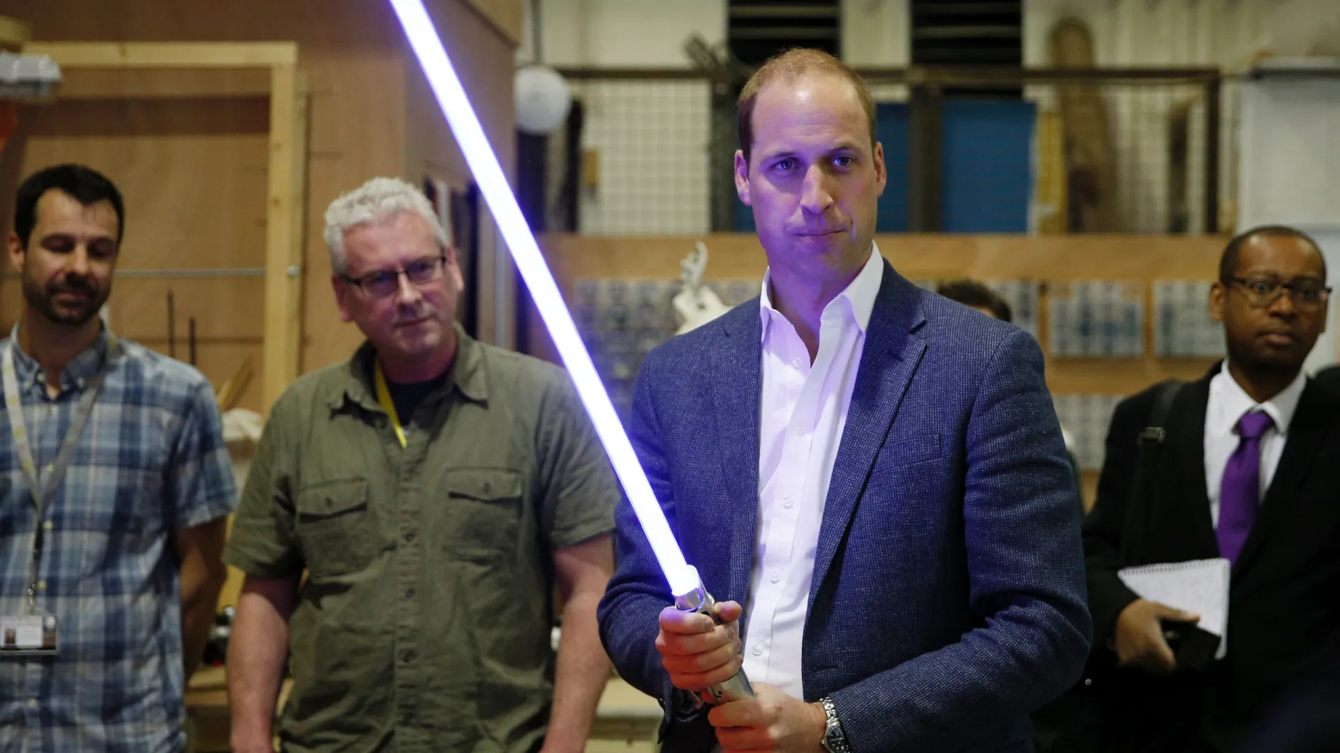 veja-as-imagens-mais-iconicas-dos-bastidores-do-cinema-e-divirta