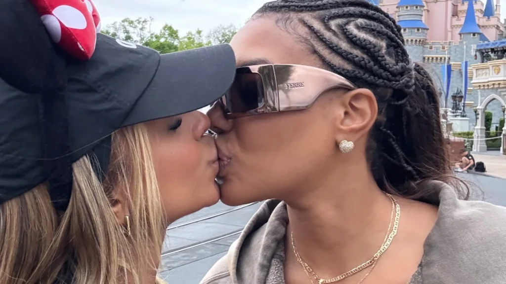 Ludmilla e Brunna Gonçalves celebram fim do Carnaval com viagem à Disney – Cidade AC News ludmilla-e-brunna-goncalves-celebram-fim-do-carnaval-com-viagem-a-disney