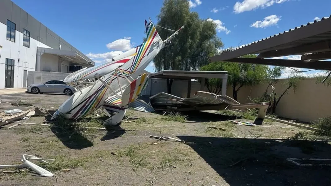 aeronave-colide-com-portao-no-arizona;-piloto-teve-ferimentos-leves