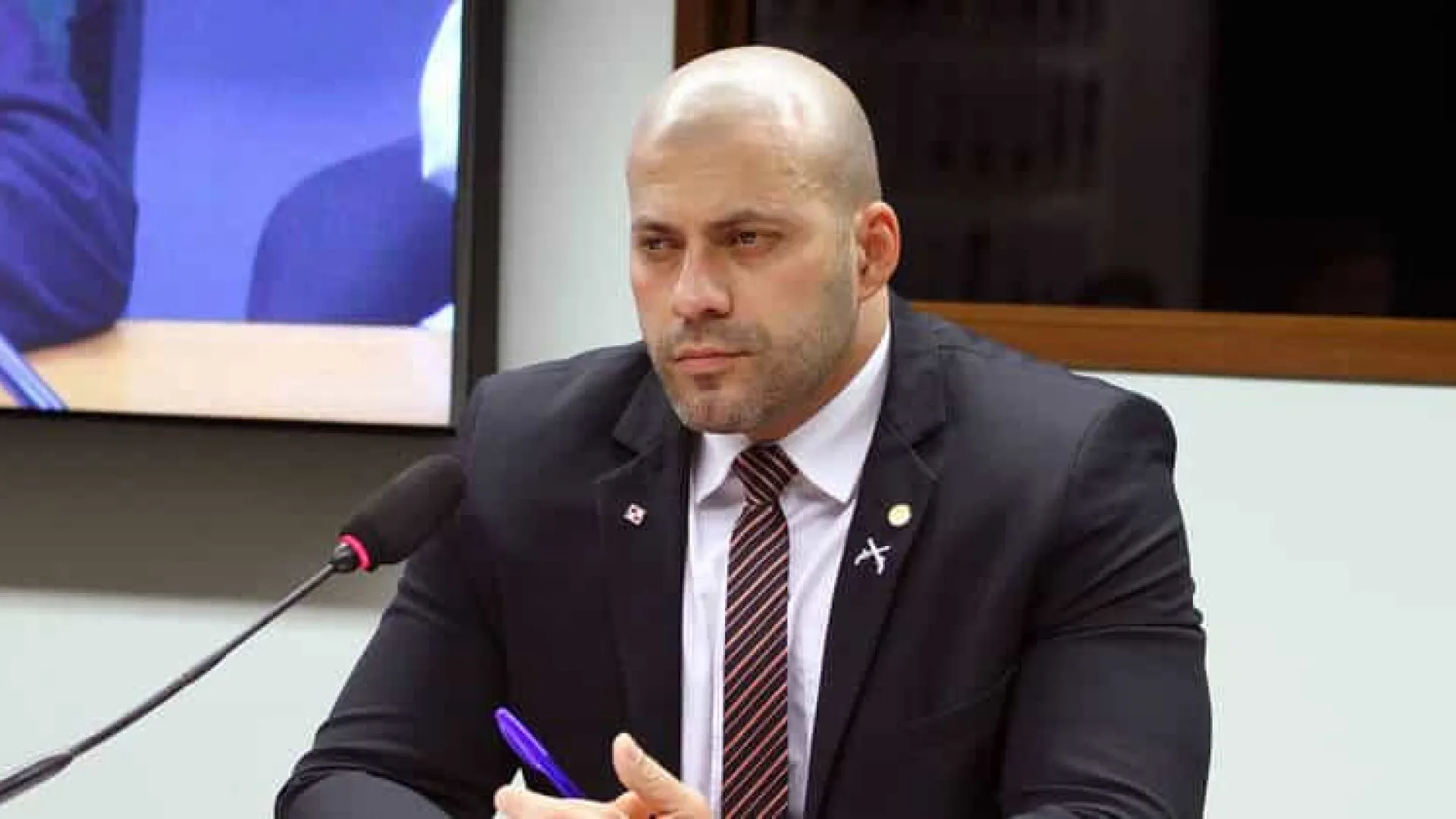 daniel-silveira-e-preso-de-novo-pela-pf-por-ordem-de-moraes