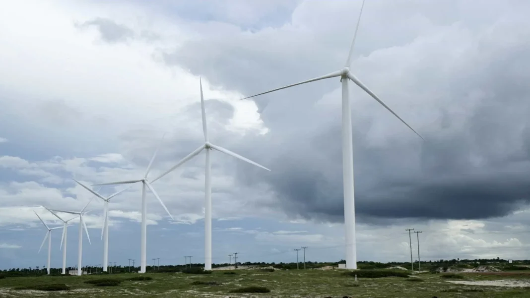 energia-limpa-supera-40%-da-geracao-global-com-crescimento-recorde-em-2024