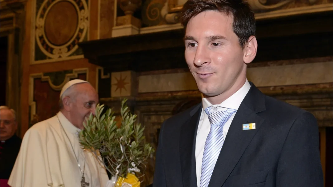 messi-se-despede-de-papa-francisco:-“vamos-sentir-saudades”