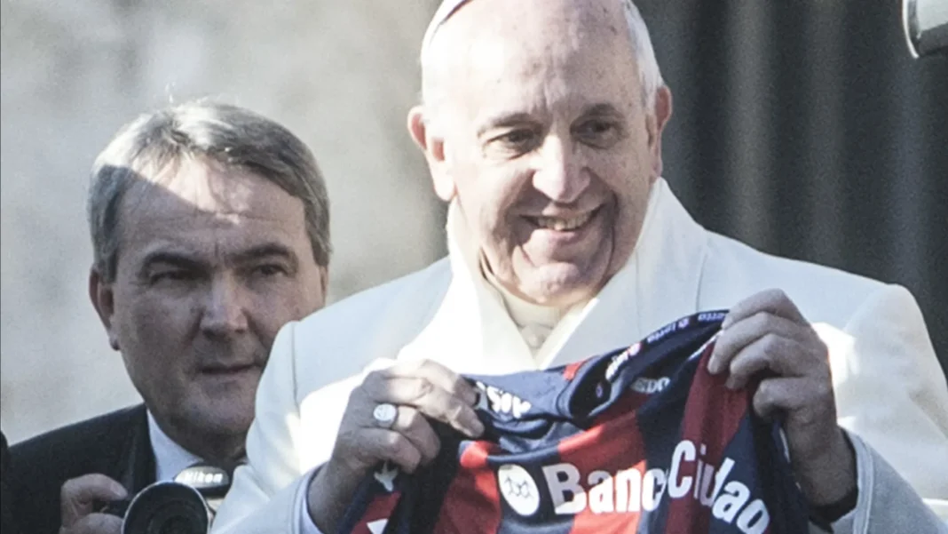 clubes-de-futebol-prestam-homenagens-ao-papa-francisco