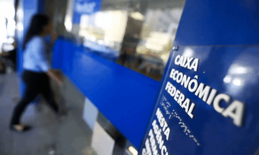 com-feriado-de-tiradentes,-agencias-bancarias-so-reabrem-na-terca-feira-(22)