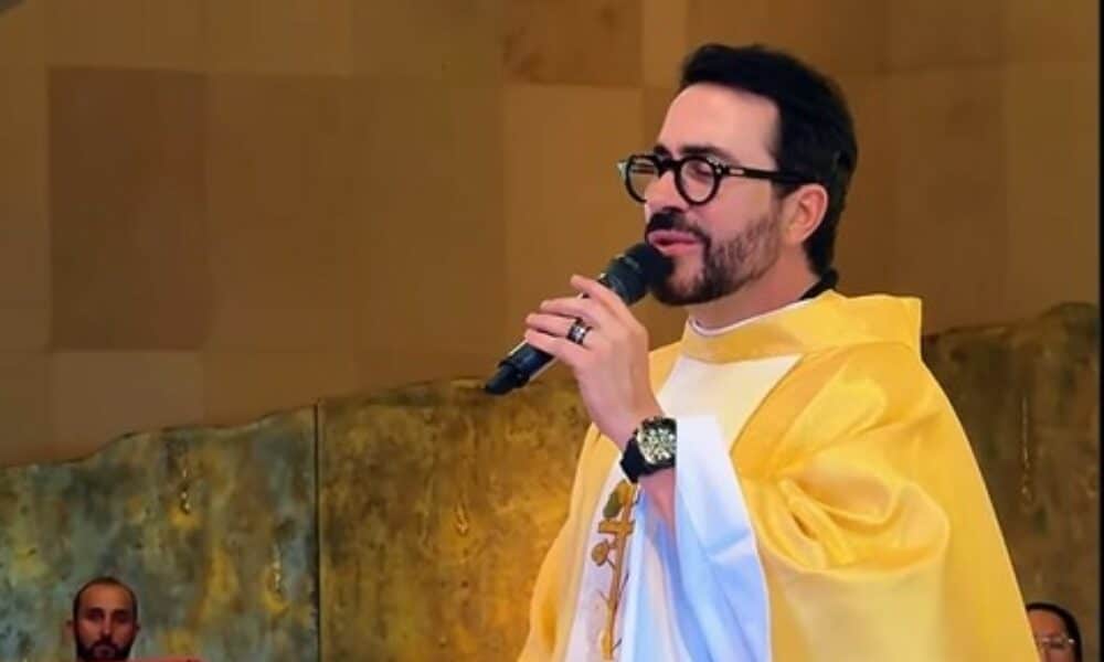 apos-tratar-depressao,-padre-fabio-de-melo-reaparece-na-globo-com-reflexao-sobre-renascimento