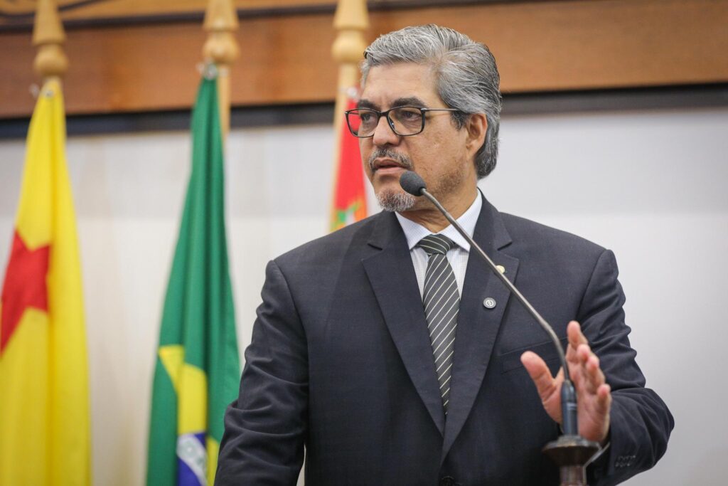 edvaldo-magalhaes-homenageia-toniquinho-e-jose-carlos-e-destaca-trajetorias-de-dedicacao-ao-acre