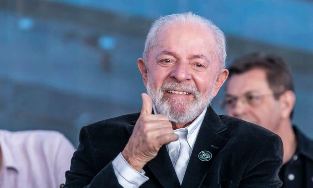 eleicoes-presidenciais:-lula-lidera-corrida-para-2026-com-alta-rejeicao-entre-eleitores
