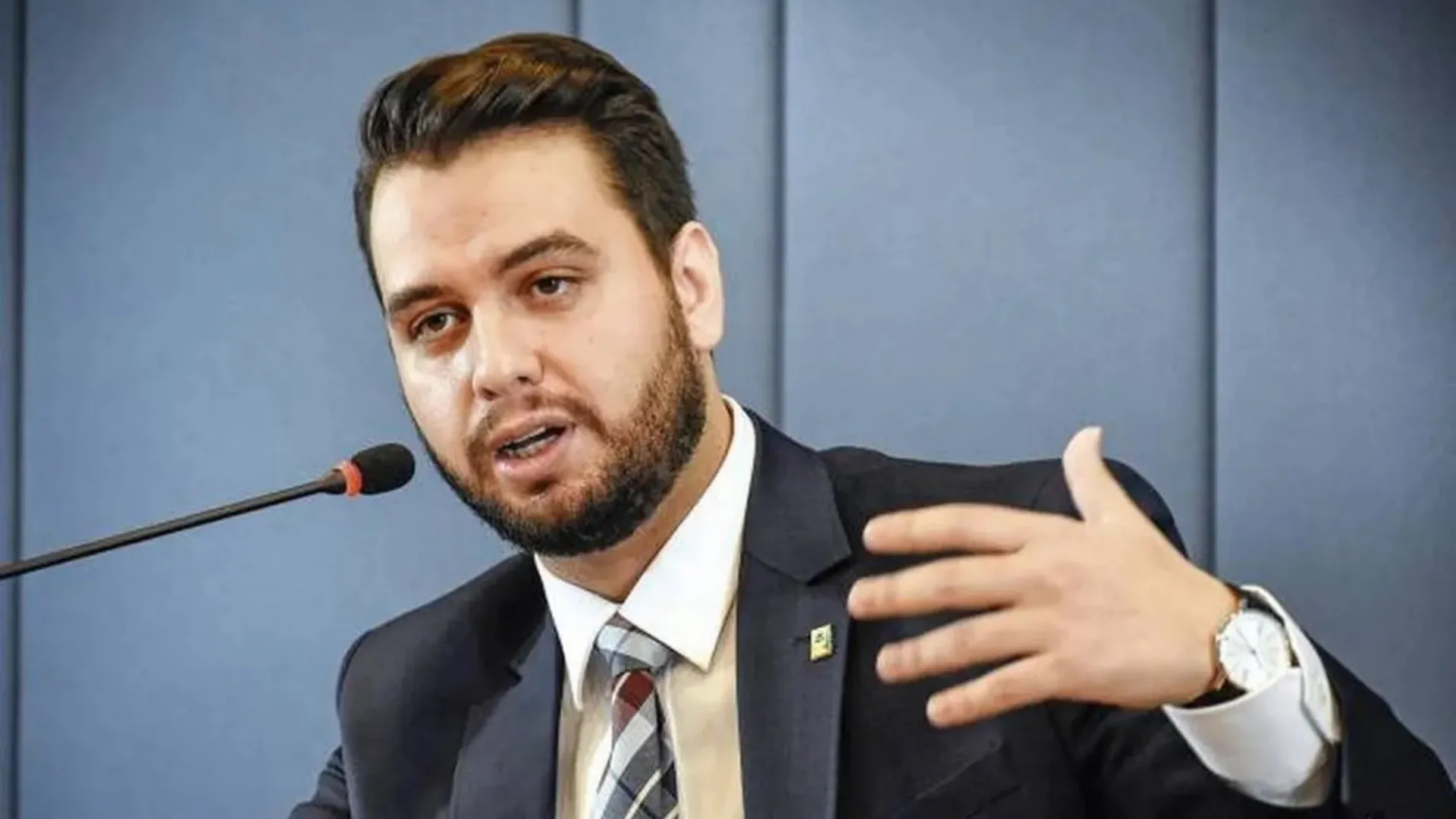 defesa-compara-ex-assessor-de-bolsonaro-a-jesus-e-pede-rejeicao-de-denuncia-por-trama-golpista