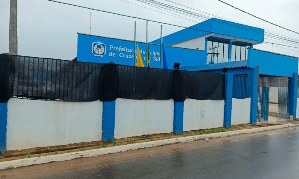 prefeitura-decreta-luto-de-7-dias-em-cruzeiro-do-sul-pela-morte-do-papa-francisco