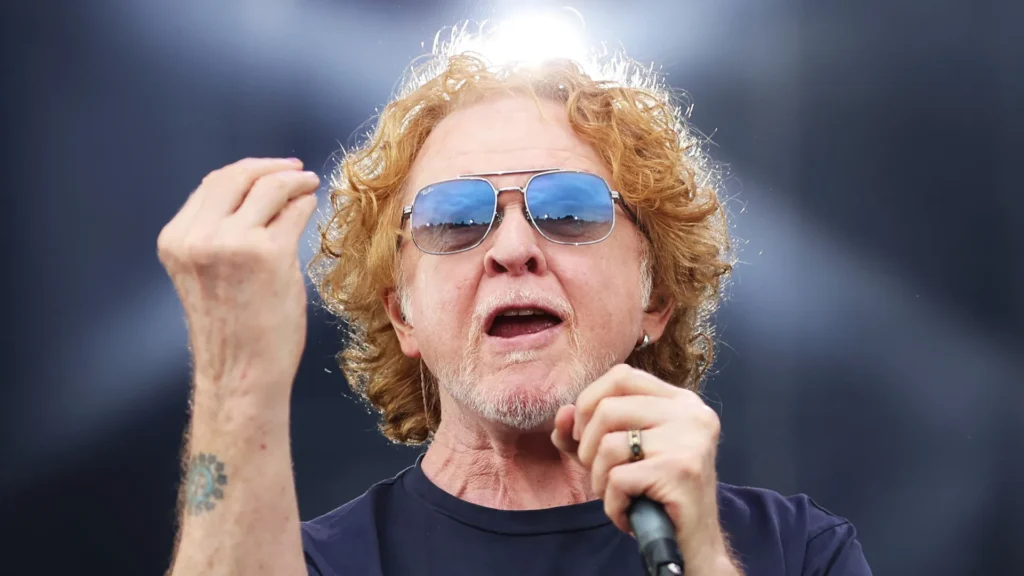 simply-red-mostra-que-segue-flamejante-em-show-repleto-de-hits