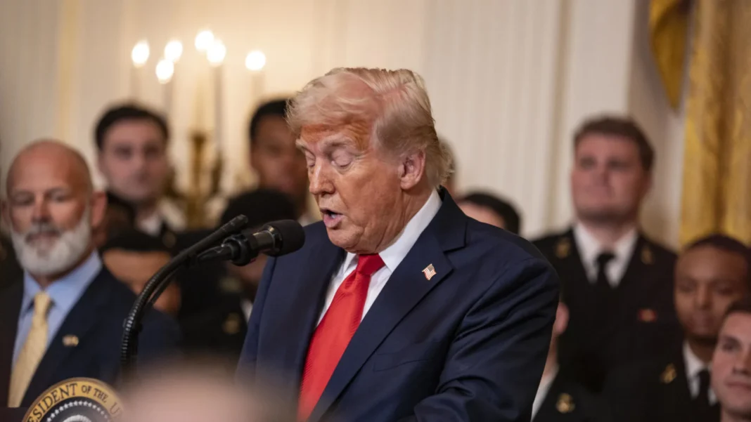 trump-assina-decreto-que-pode-impedir-acesso-de-universidades-dos-eua-a-emprestimos-federais