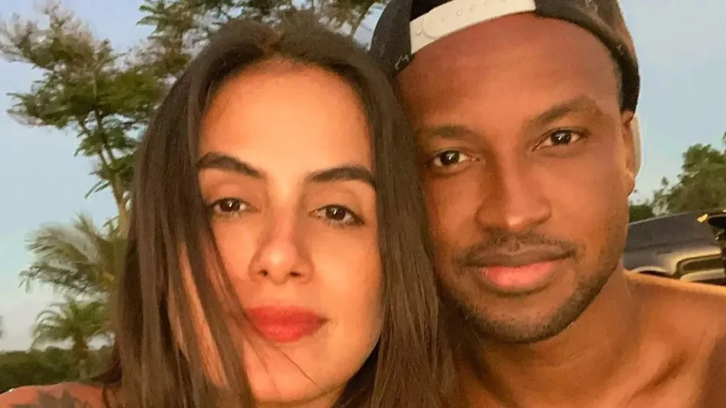 thiaguinho-e-carol-peixinho-anunciam-o-sexo-do-primeiro-filho