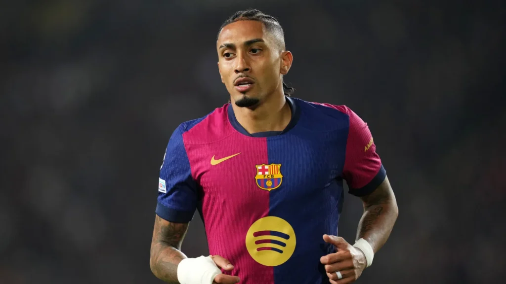 oferta-do-al-hilal-por-raphinha-compraria-18-dos-20-elencos-da-serie-a