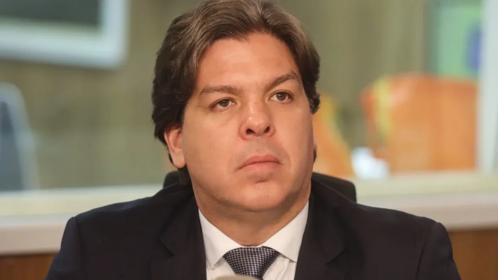 lula-oficializa-presidente-da-telebras-no-ministerio-das-comunicacoes