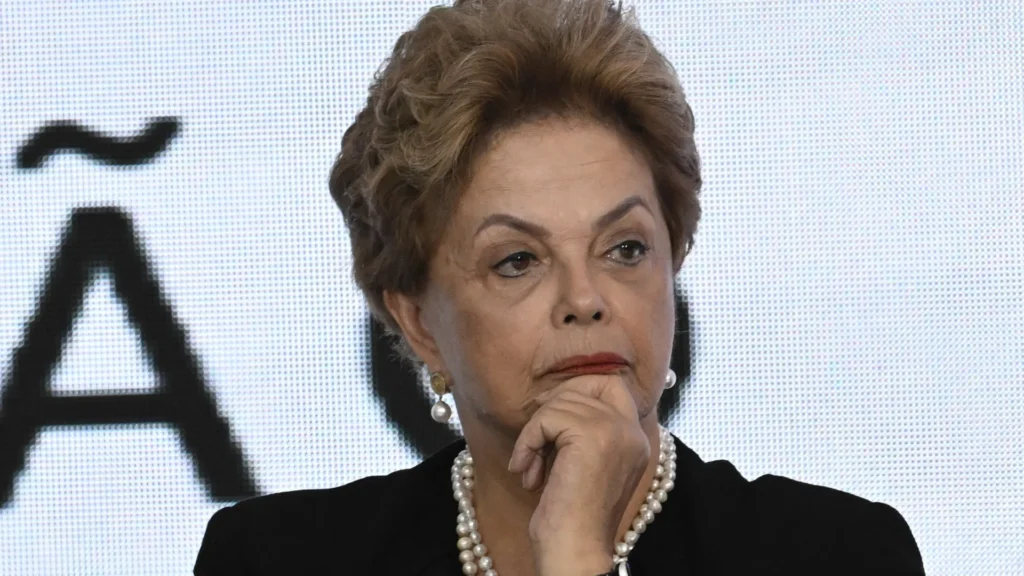 dilma-e-eleita-para-novo-mandato-no-banco-do-brics