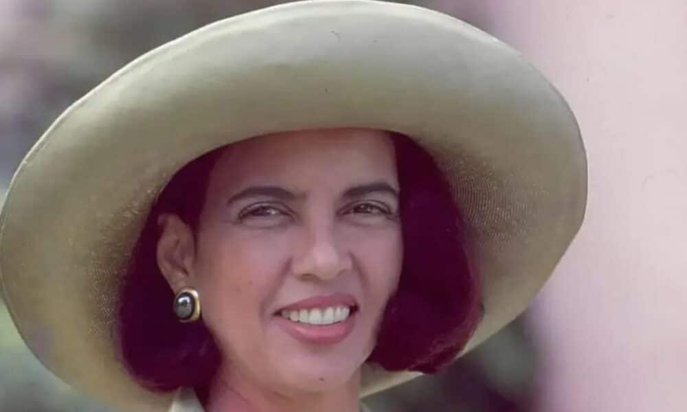 lucia-alves-morre-aos-76-anos:-relembre-a-trajetoria-da-estrela-de-irmaos-coragem-e-helena